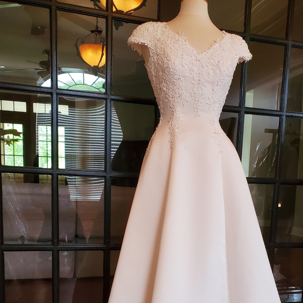 Ivory Wedding Gown